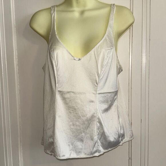 Vanity Fair white nylon camisole - Picture 1 of 7